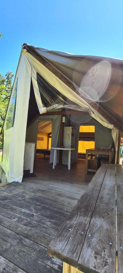 Camping Domaine Papillon Reyrevignes  Exterior foto